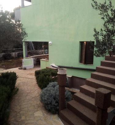 Silba Apartment | Family-Friendly Stay at Apartment Silba 17603b