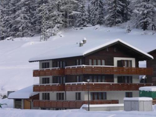 Saas Grund Apartment | Family-Friendly Apartment Silberdistel by Interhome