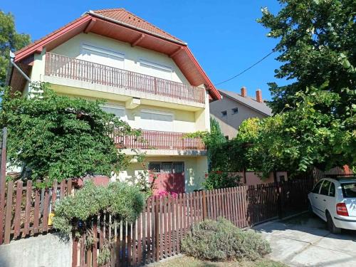 Balatonkiliti Apartment | Family-Friendly Apartment Siofok with Pool Access