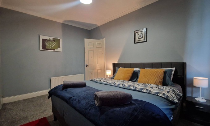 Ashington Apartment | Welcoming 2-Bed Apartment in Ashington with Kitchen