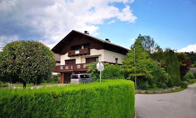 Vidrga Apartment | Welcoming Apartment Sončni Mokec: Family-Friendly Retreat