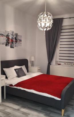 Brasov Old Town Apartment | Guest Rated Apartment SOFIA: Family-Friendly Comfort Awaits