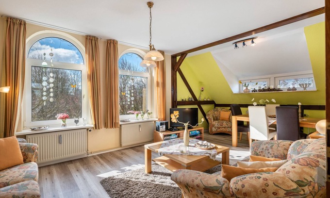 Schulp Apartment | Apartment 'Sommerwind' with Private Terrace, Shared Garden and Wi-Fi