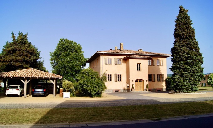 Bautzen Apartment | Exceptional Apartment Sonnenblick - Family-Friendly Retreat
