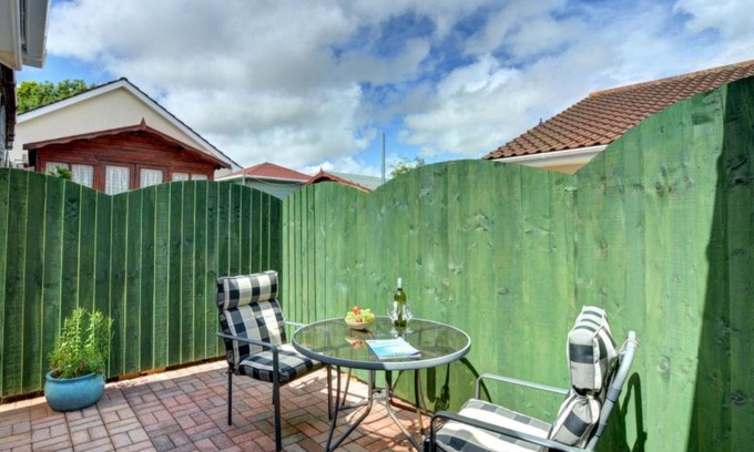 Wadebridge Apartment | Family-Friendly Apartment Sparrow: Guest Rated 9/10