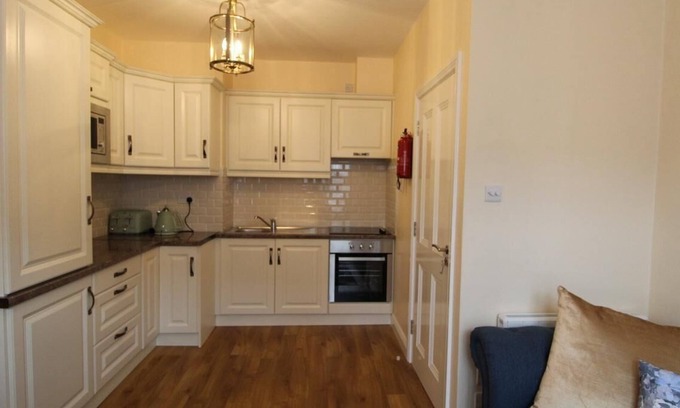 Kinsale Apartment | Exceptional Apartment with Private Bathroom & Kitchen Amenities