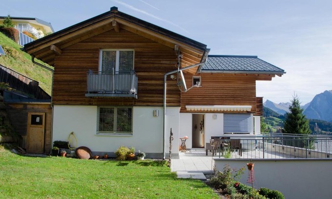 Fontanella Apartment | Cozy Apartment Stark: Guest Rated 9/10 with Hot Tub & Kitchen
