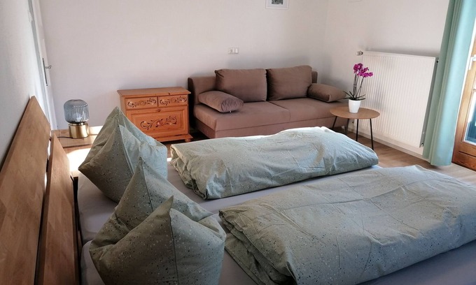 Mitterbach Apartment | Top-Rated Apartment Stollnhäusl with Balcony & Kitchen