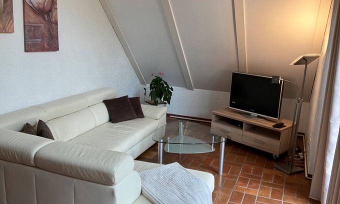 Allagen Apartment | Apartment 'Studiowohnung' with Private Terrace, Shared Garden and Wi-Fi