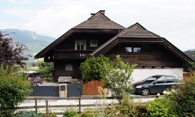 Verditz Apartment | Discover Cozy Apartments in Austria with Ocean View & Pool