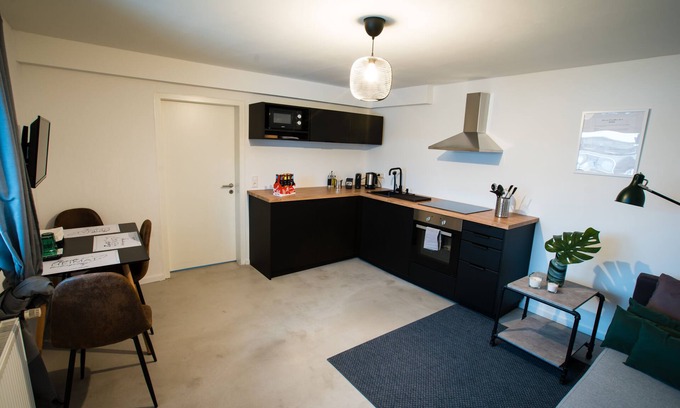 Reimerath Apartment | Cozy Apartment with Kitchen and Private Bathroom Awaiting You