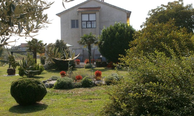 Rakalj Apartment | Relaxing Apartment Amid Mediterranean Greenery with Ocean View