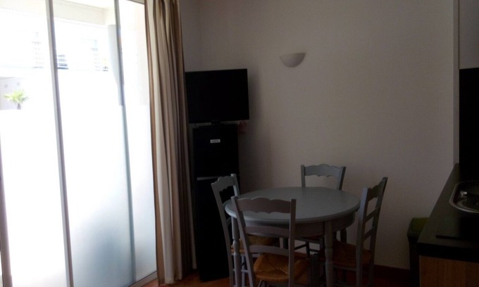 Saint-Jean-de-Monts Apartment | Relaxing Oceanfront Apartment with Private Pool - 400m to Beach