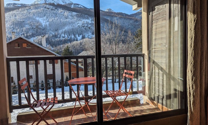 Saint-Chaffrey Apartment | Cozy Apartment T1 in Serre Chevalier - Ideal for Families