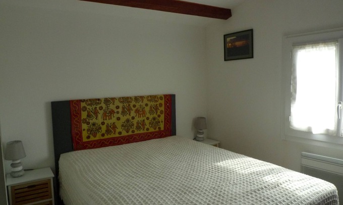 Angoulins Apartment | Top Rated Apartment T2: Central Location & Oceanfront Views