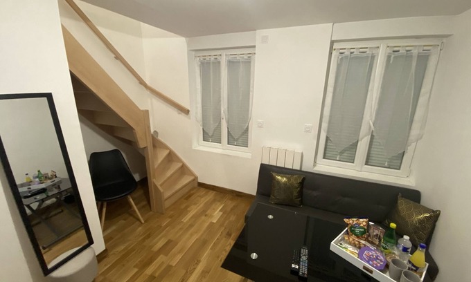 Tourcoing Apartment | Ideal Apartment T2 Duplexe for 3 with Kitchen & Top Rating