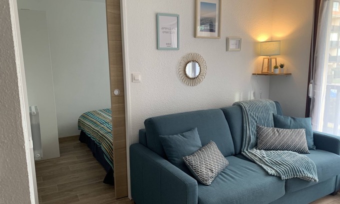 Villers-sur-Mer Apartment | Seaside Apartment T2 with Pool and Ocean View in VillerSim
