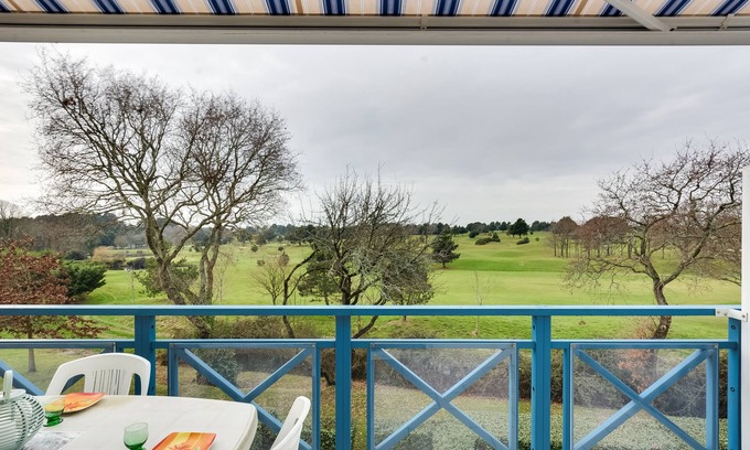 Pornic Apartment | Beautiful Apartment T3 63m2: Golf & Oceanfront Bliss