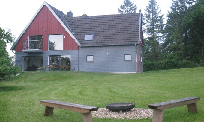 Huertgenwald Apartment | Ideal Getaway: Apartment Talaue with Pool & Lake Views