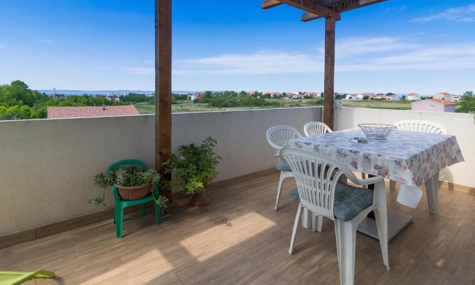 Privlaka Apartment | Pet-Friendly Apartment Tia: Perfect for Family Getaways