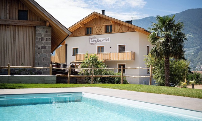 Merano Apartment | Relaxing Apartment 'Torgglbauer 1' with Pool & Mountain Views