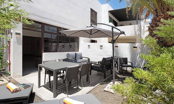 Puerto del Carmen Apartment | Relaxing Apartment 'Tranquilidad' Steps from the Beach