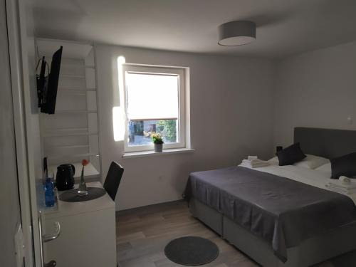 Velike Lasce Apartment | Pet-Friendly Apartment Trubarjeva33 Near Ljubljana
