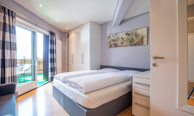Sand in Taufers Apartment | Mountain View Apartment "Tubris Living" with Pet-Friendly Amenities