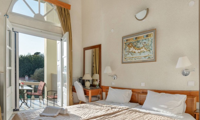 Panormos Apartment | Apartment 'Two-Bedroom No 6' with Sea View, Wi-Fi and Air Conditioning