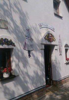 Mutenice Apartment | Pet-Friendly Retreat at Apartment U Pavelků - Rated 9.7/10