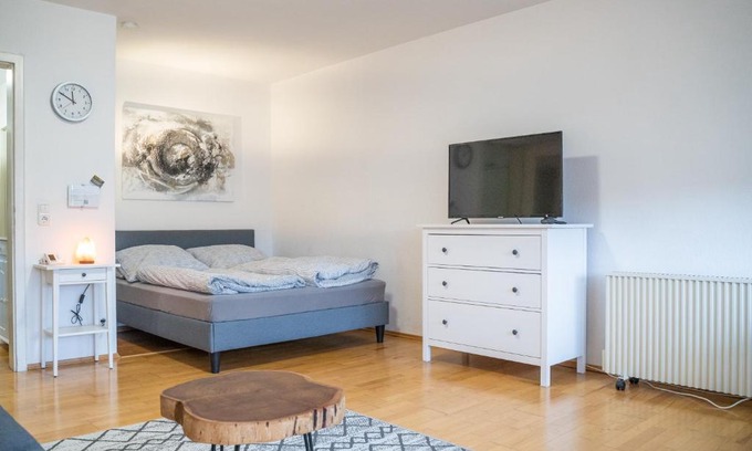 Universitat Apartment | Cozy Apartment und WG-Doppelzimmer Sonnenhalde, 8.4/10 Rated