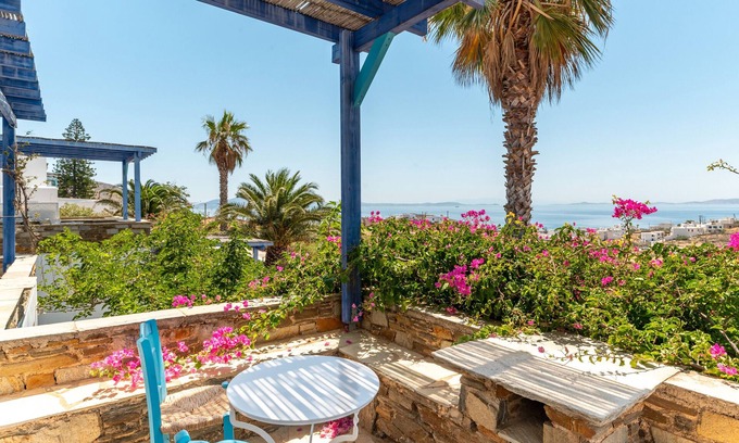 Agios Ioannis Apartment | Apartment 'Unit 3' with Sea View, Wi-Fi and Air Conditioning