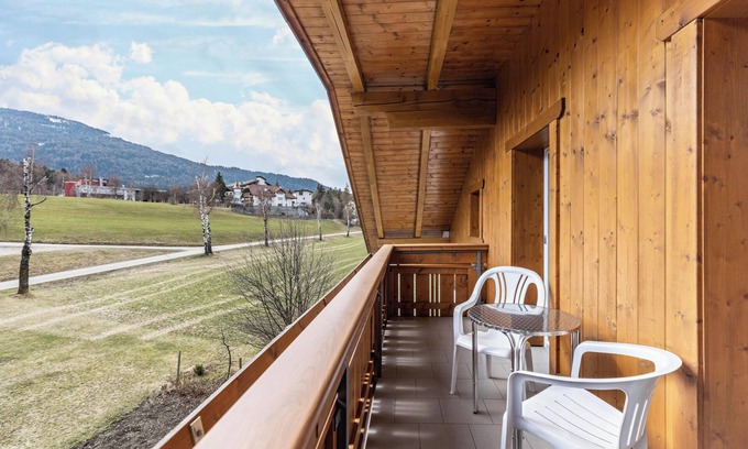 Casola Apartment | Scenic Apartment 'Unterhauserhof B' with Mountain View & Garden