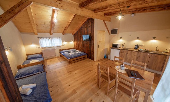 Teplice nad Metuji Apartment | Family-Friendly Apartment Ve Mlýně with Top Guest Ratings