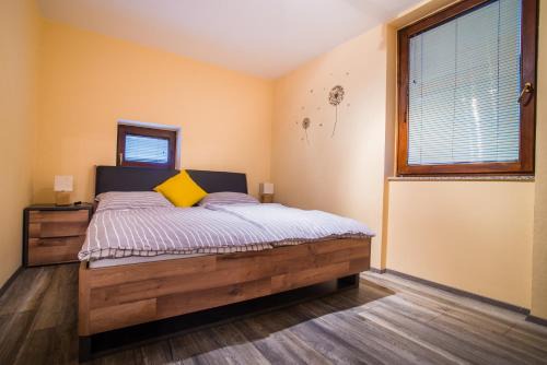 Luce Apartment | Top-Rated Apartment Veninsek: Family-Friendly Getaway