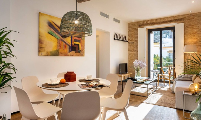 Santa Cruz Apartment | Exceptional Santa Teresa IV Apartment with Plaza Views