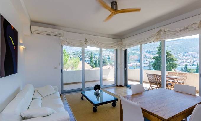 Babin Kuk Apartment | Beautiful Villa Orsan: Two-Bedroom with Sea View Terrace