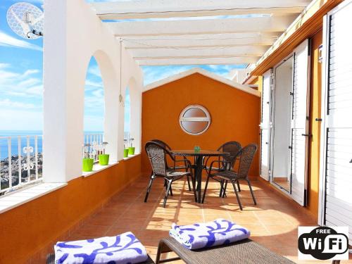 Cumbre del Sol Apartment | Pet-Friendly Apartment Vistamar 3 with Oceanfront Views