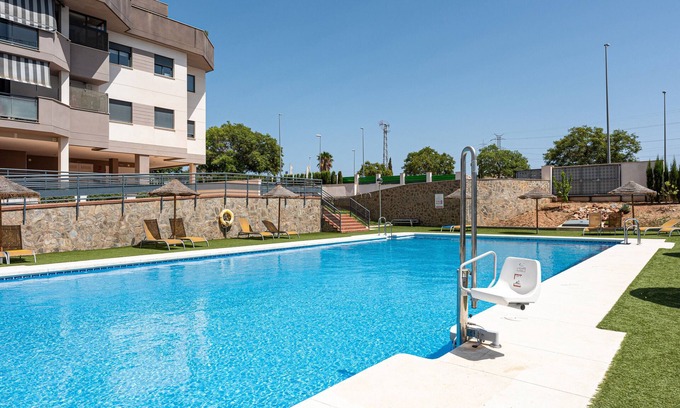Puerto de la Torre Apartment | Relaxing Apartment 'Vivienda Para Descansar' with Pool & Wi-Fi