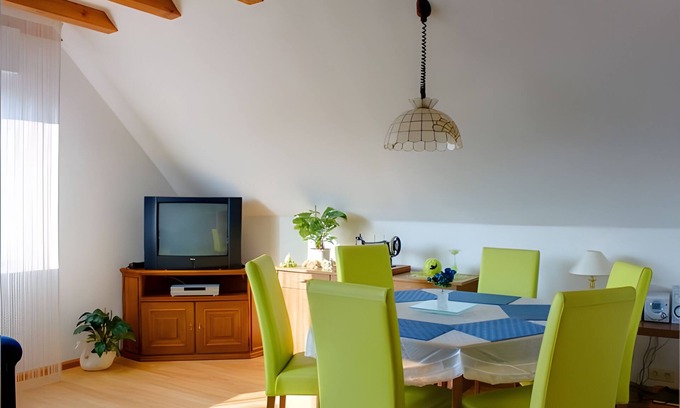 Breisach Apartment | Apartment 'Wehrle' with Shared Garden and Wi-Fi