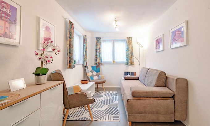 Pfaffing Apartment | Oceanfront Apartment Wendelstein for 3 with Kitchen Access