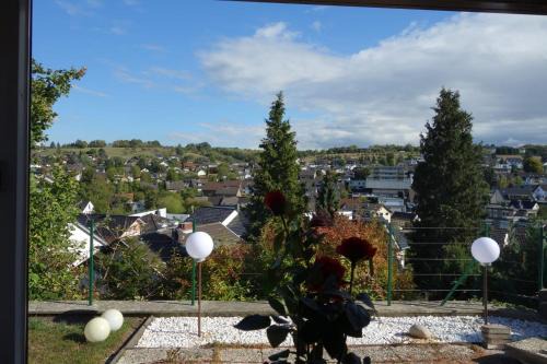Wachtberg Apartment | Oceanfront Apartment Werner: Family-Friendly Getaway