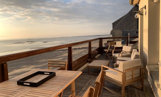 Agon-Coutainville Apartment | Seafront Apartment with Terrace & Ocean View - Rated 10/10