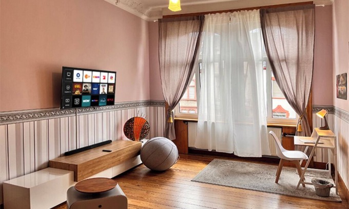 Biebrich Apartment | Experience Apartment Wiesbaden by Biebrich Castle-Park