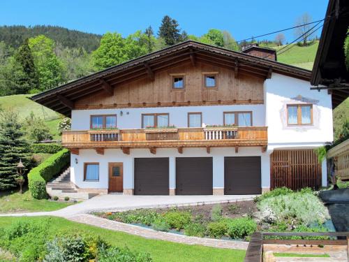 Zellbergeben Apartment | Cozy Apartment Wildauer - ZAZ140 with Fireplace & Family Fun