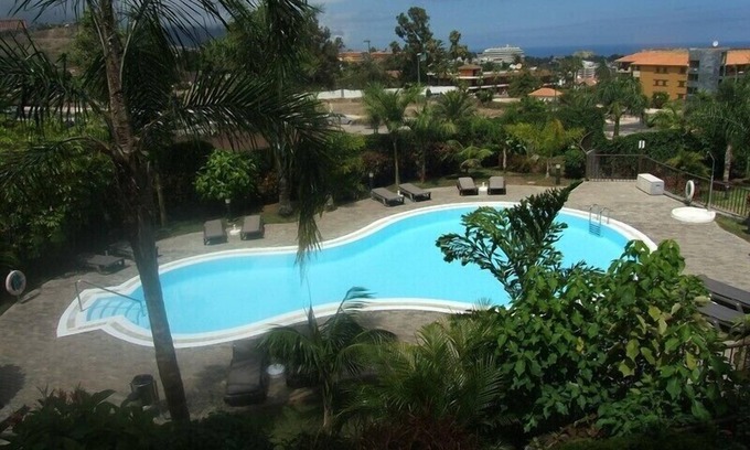 Puerto de la Cruz Apartment | Sea View Apartment with Pool, Garden & 10/10 Guest Rating