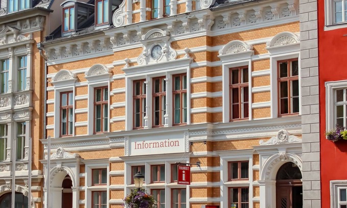 Arnstadt Apartment | Ideal 2-Bedroom Apartment with Kitchen & Parking Space