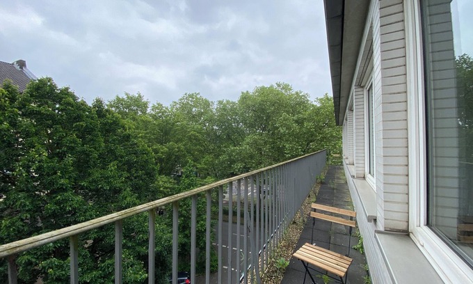 Duesseltal Apartment | Apartment with 3 bedrooms and balcony