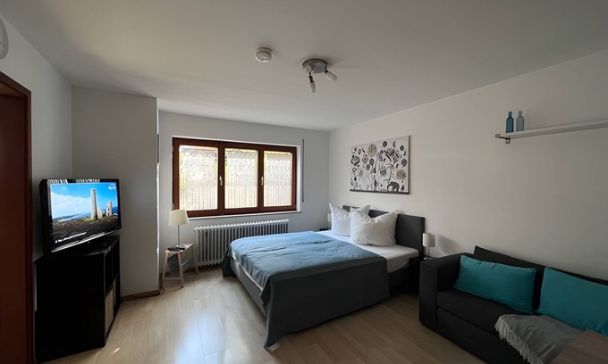 Wolfenweiler Apartment | Cozy 35sqm Apartment: Ideal for Couples & Infants
