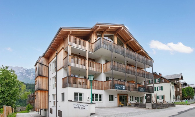 Haus im Ennstal Apartment | Apartment with private sauna and a large terrace